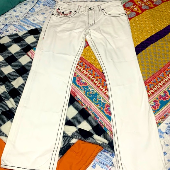 TRUE RELIGION JEANS - Picture 15 of 16